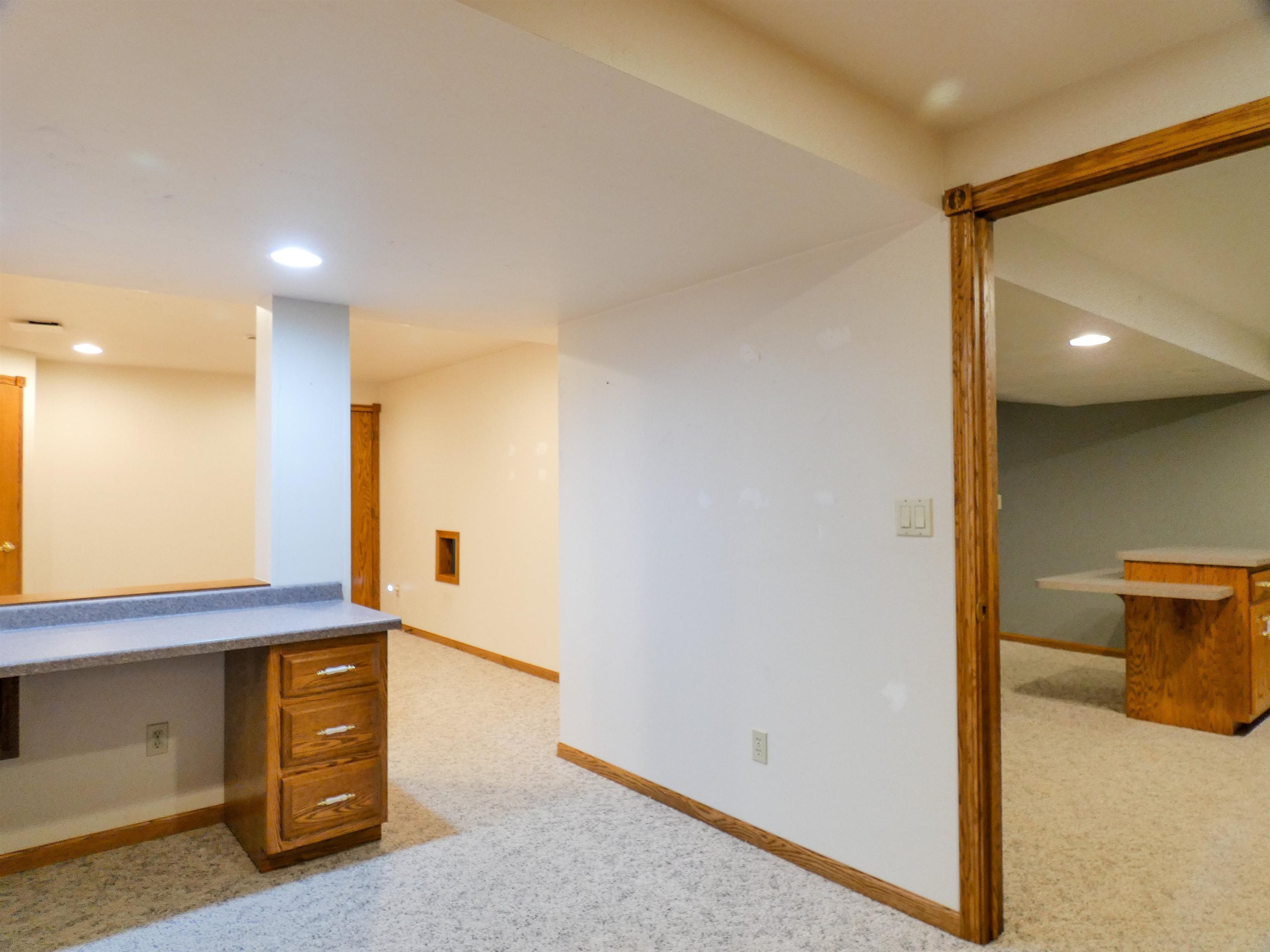 702 Carol Lane Pulaski, WI 54162 - Photo 32 of 47
