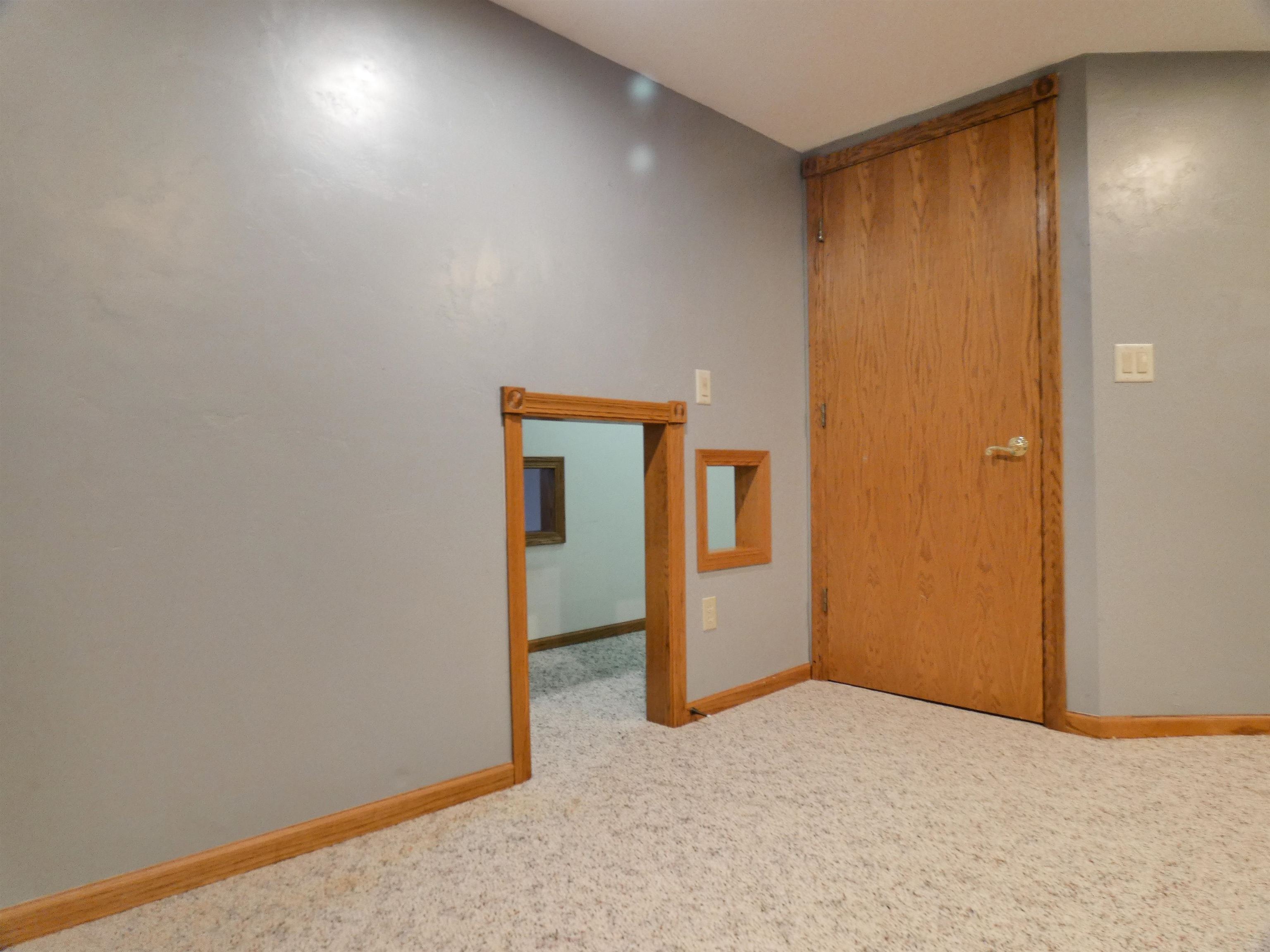 702 Carol Lane Pulaski, WI 54162 - Photo 38 of 47