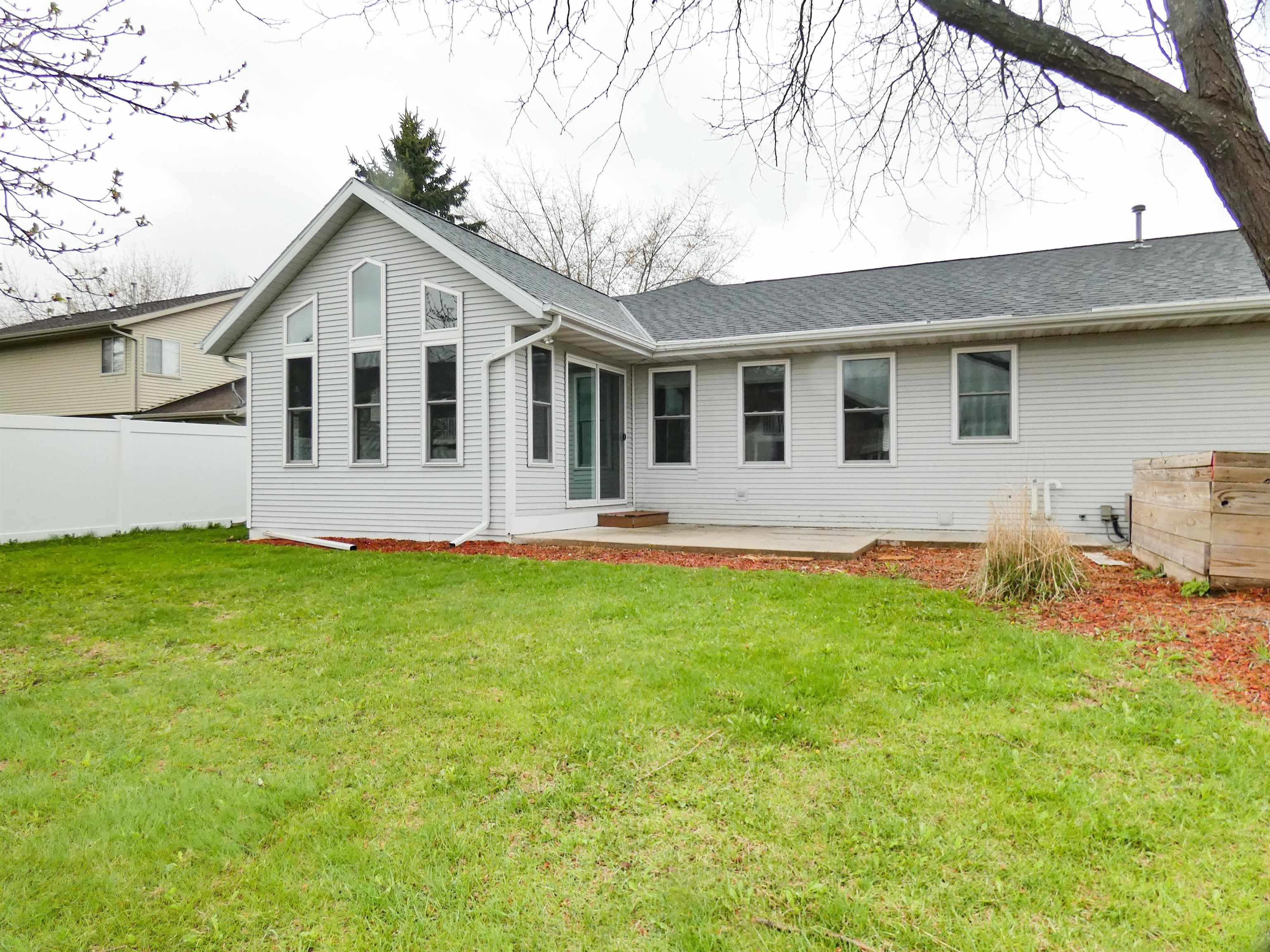 702 Carol Lane Pulaski, WI 54162 - Photo 45 of 47