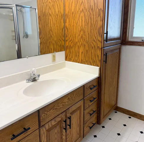 $378,900 | 702 Carol Lane, Pulaski, WI 54162