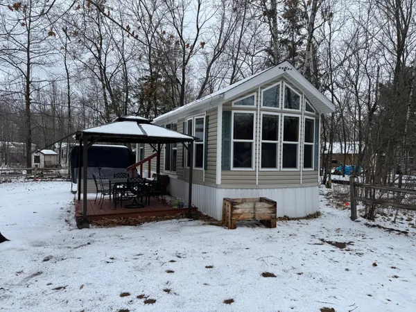 $69,900 | 46 Pathfinder Village, Hinckley, MN 55037