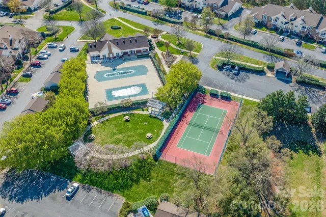 $300,000 | 16464 Redstone Mountain Lane, Charlotte, NC 28277