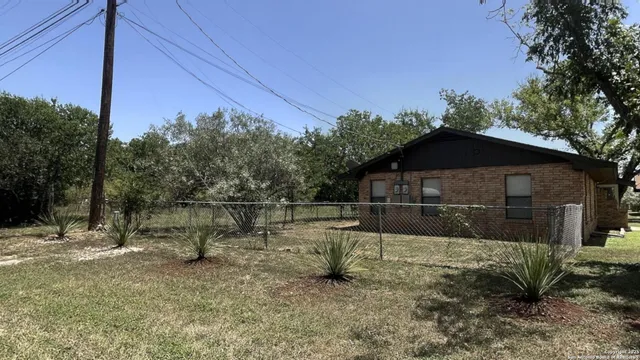 $550,000 | 17 Fm 473, Comfort, TX 78013