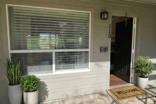 a view of entrance door of the house