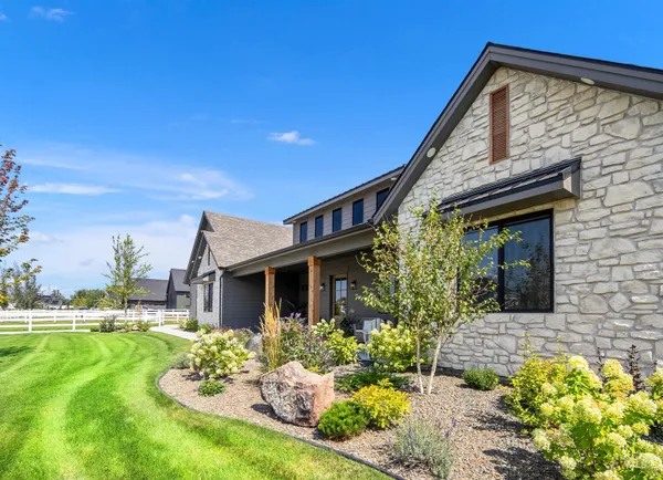 $1,699,000 | 23910 Timber Hls Road, Caldwell, ID 83607