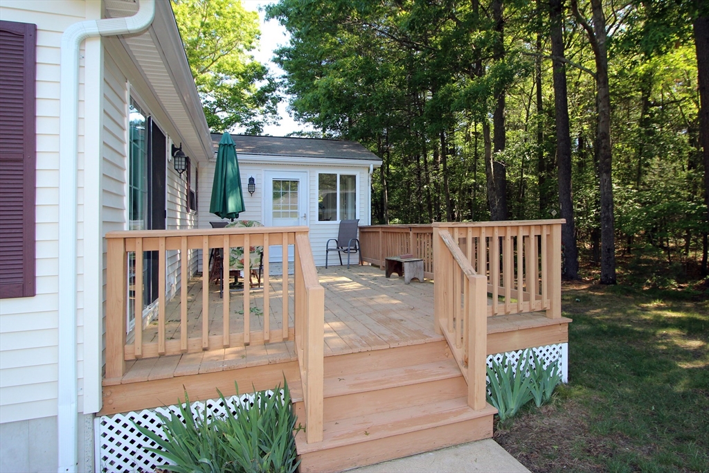 507 Crystal Way Middleboro, MA 02346 - Photo 32 of 36