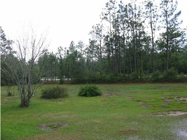 2605 Lake Silver Road Crestview, FL 32536 - Photo 4 of 6 Gallery Image 4