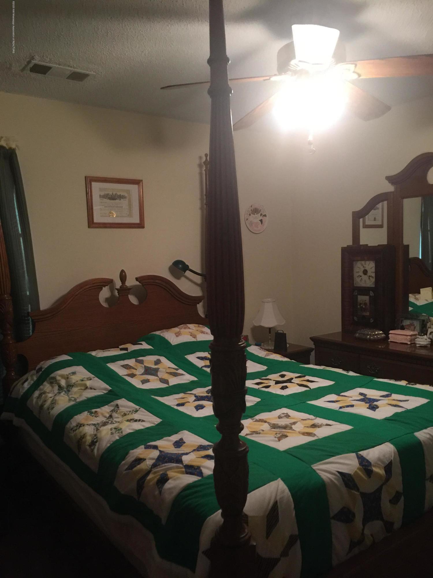 1941 Holly Springs Road Hernando, MS 38632 - Photo 9 of 16 2019-12-30_10-04-53_058 - Copy - Copy -