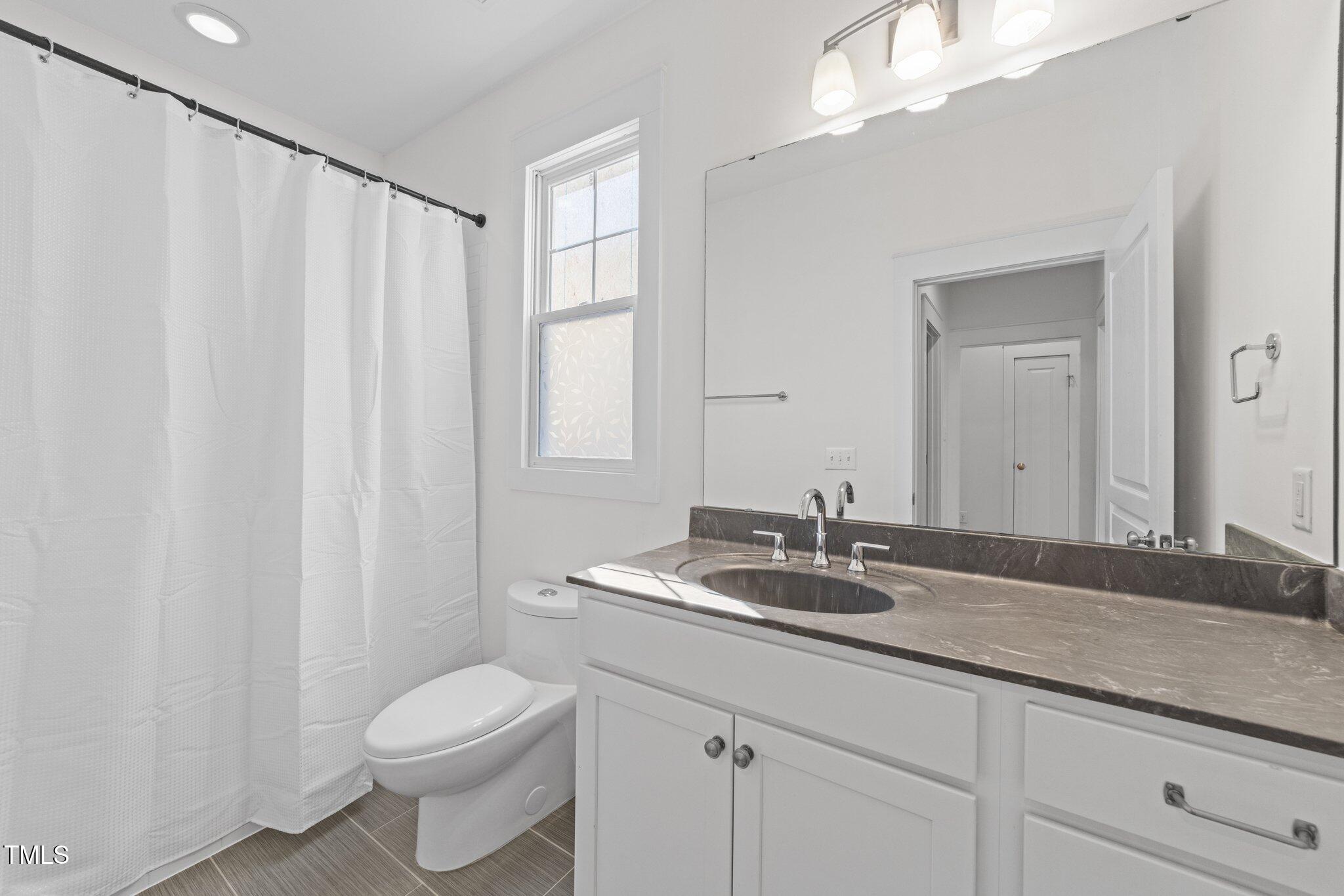 1011 Parker Street Raleigh, NC 27607 - Photo 22 of 53 19-web-or-mls-3D5A0158