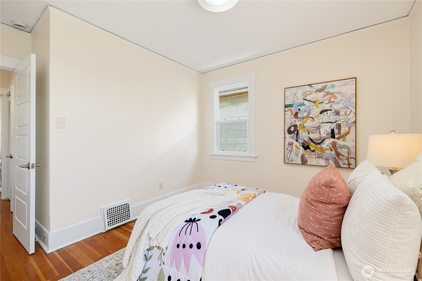 4407 Southwest Juneau Street Seattle, WA 98136 - Photo 14 of 32 Gallery Image 14