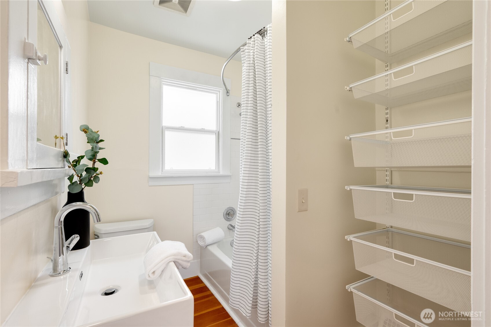 4407 Southwest Juneau Street Seattle, WA 98136 - Photo 15 of 32 Gallery Image 15