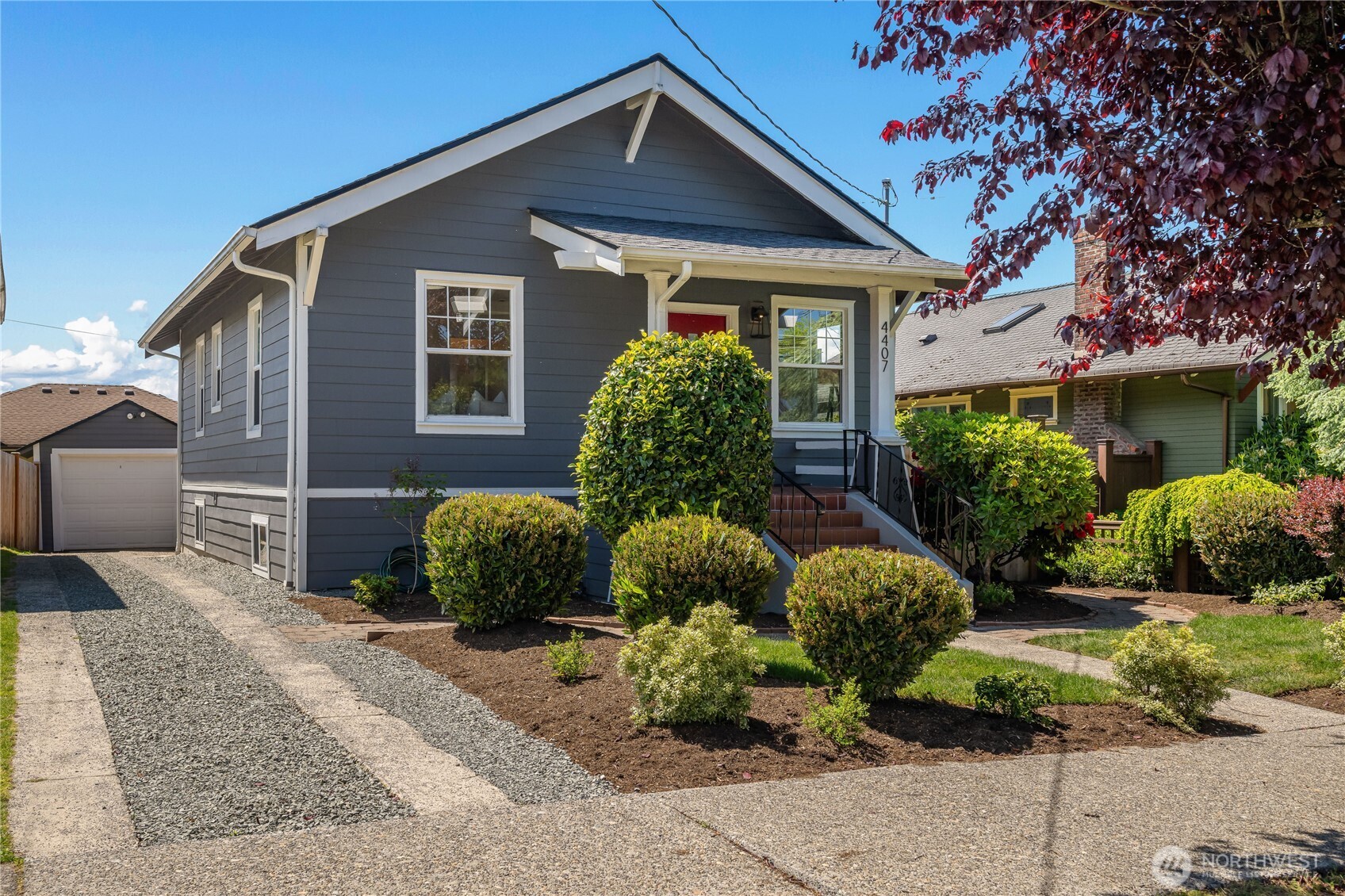 4407 Southwest Juneau Street Seattle, WA 98136 - Photo 2 of 32 Gallery Image 2