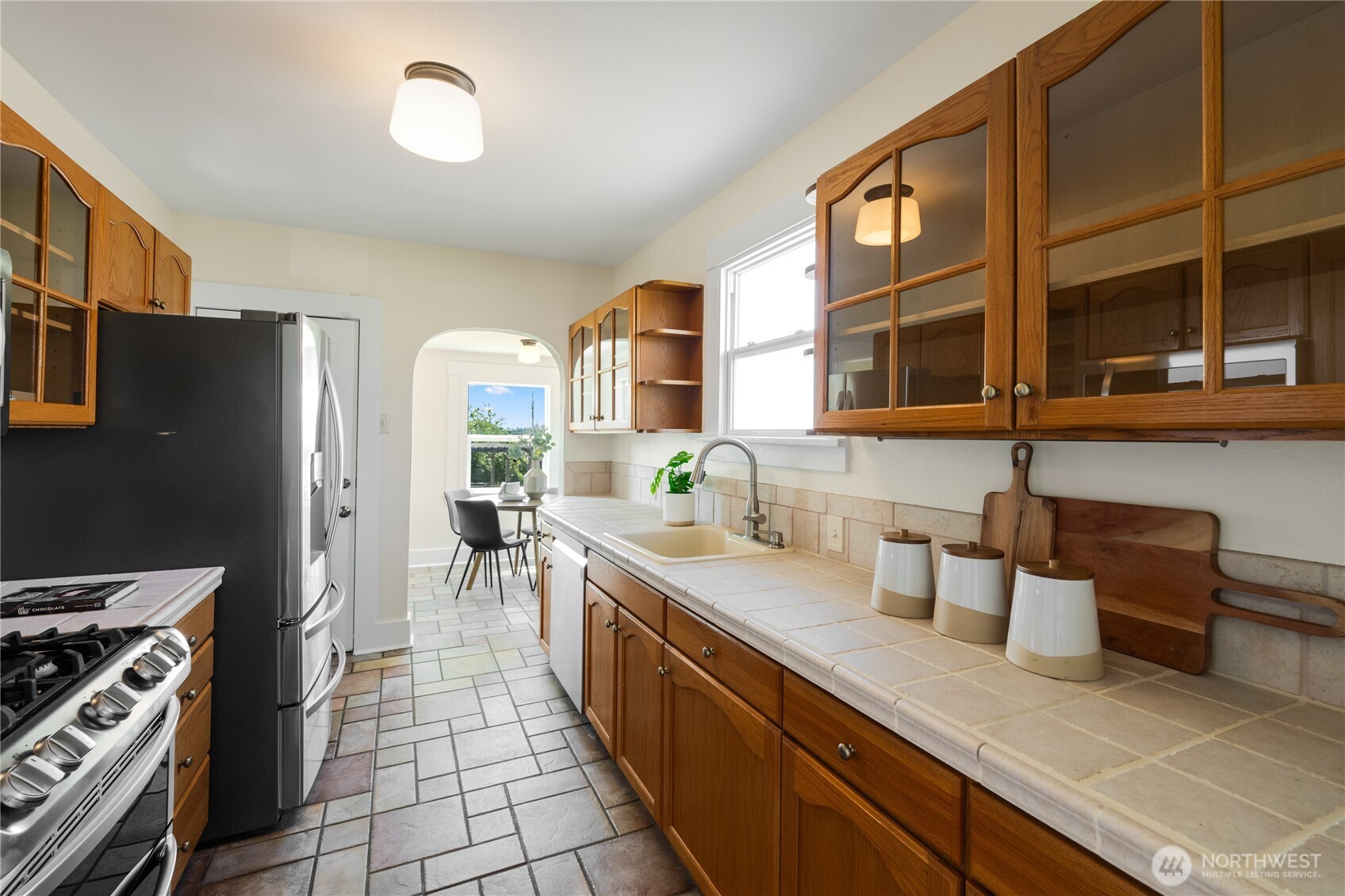 4407 Southwest Juneau Street Seattle, WA 98136 - Photo 7 of 32 Gallery Image 7