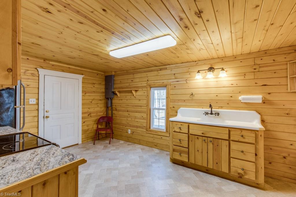 3744 Apperson Road East Bend, NC 27018 - Photo 19 of 30 Gallery Image 19