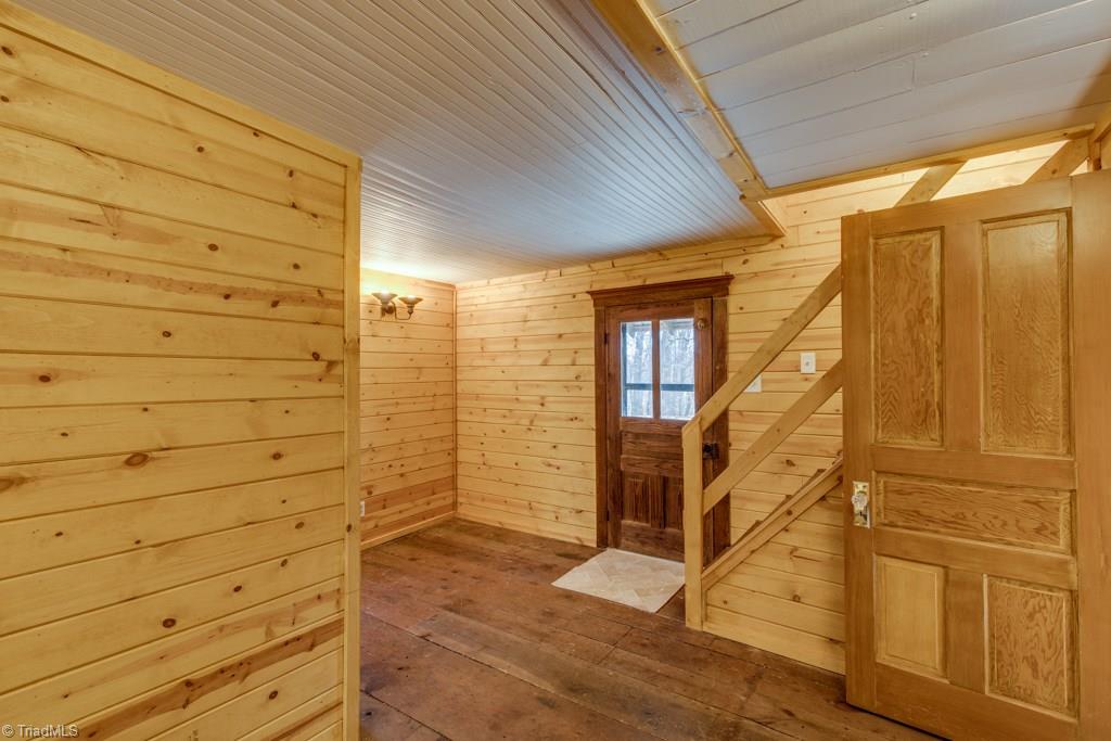 3744 Apperson Road East Bend, NC 27018 - Photo 5 of 30 Gallery Image 5