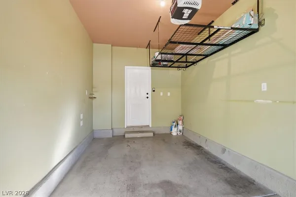 $250,000 | 6312 Desert Leaf Street, Unit 201, North Las Vegas, NV 89081