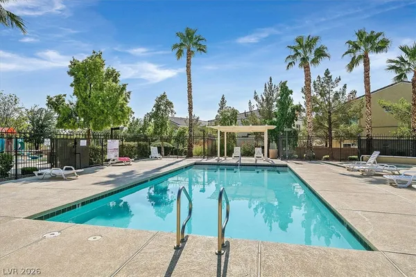 $250,000 | 6312 Desert Leaf Street, Unit 201, North Las Vegas, NV 89081