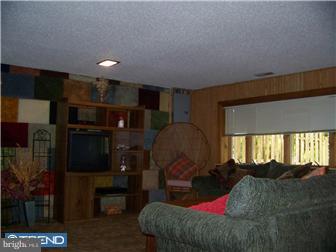3419 Lester Road Philadelphia, PA 19154 - Photo 8 of 12 Basement - Finished