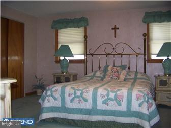 3419 Lester Road Philadelphia, PA 19154 - Photo 10 of 12 Bedroom - Main
