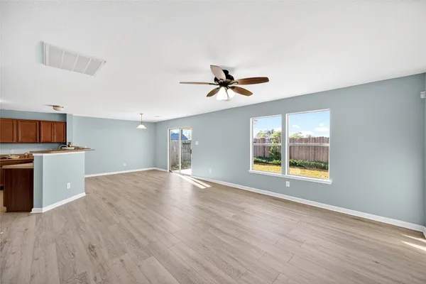 $245,000 | 1010 Larks Trace Lane, Houston, TX 77090