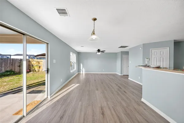 $245,000 | 1010 Larks Trace Lane, Houston, TX 77090