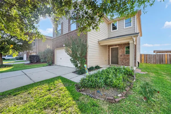$245,000 | 1010 Larks Trace Lane, Houston, TX 77090