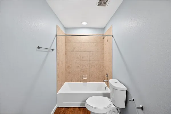 $245,000 | 1010 Larks Trace Lane, Houston, TX 77090