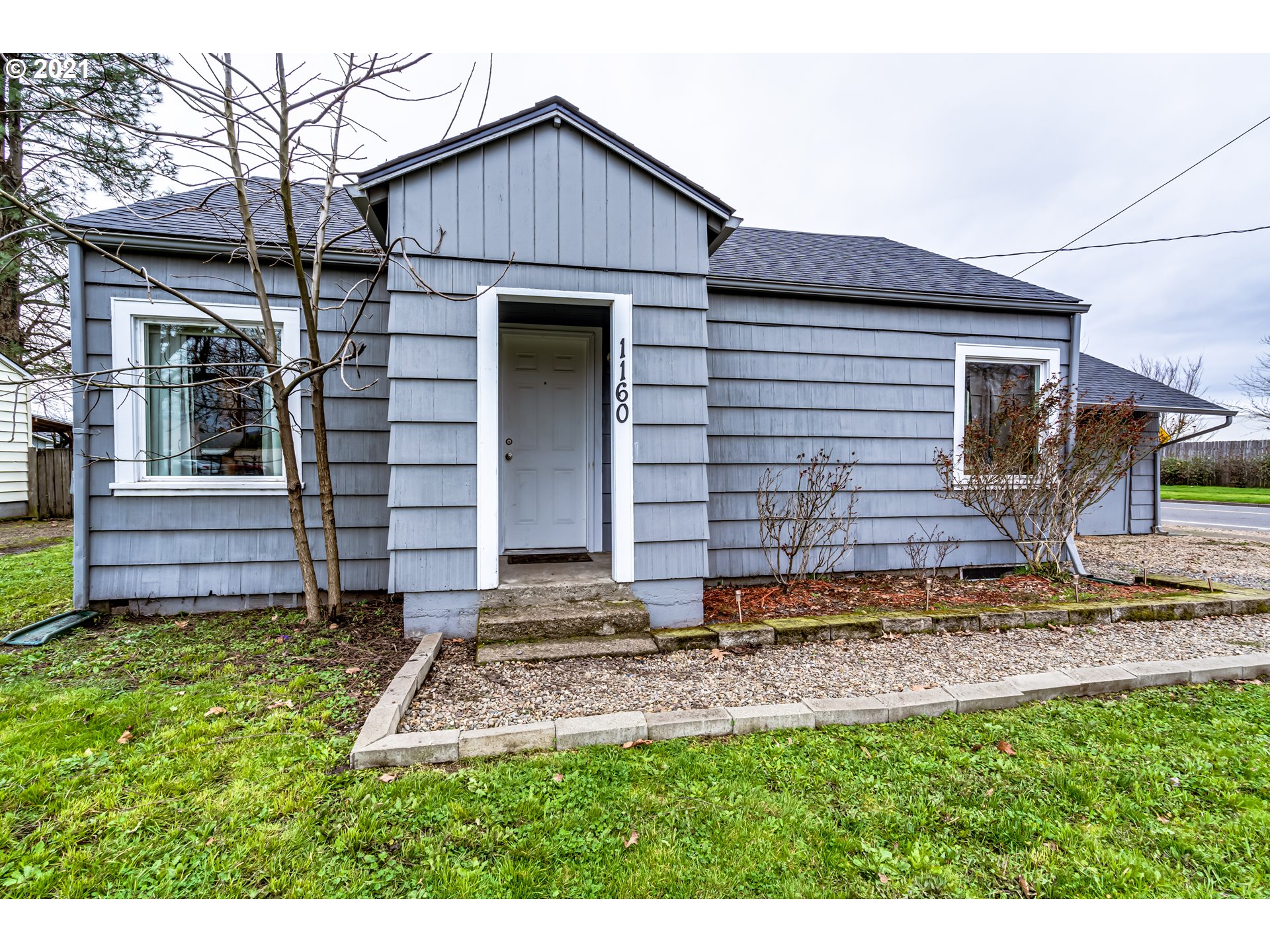 1160 28th Street Springfield, OR 97477 - Photo 4 of 23