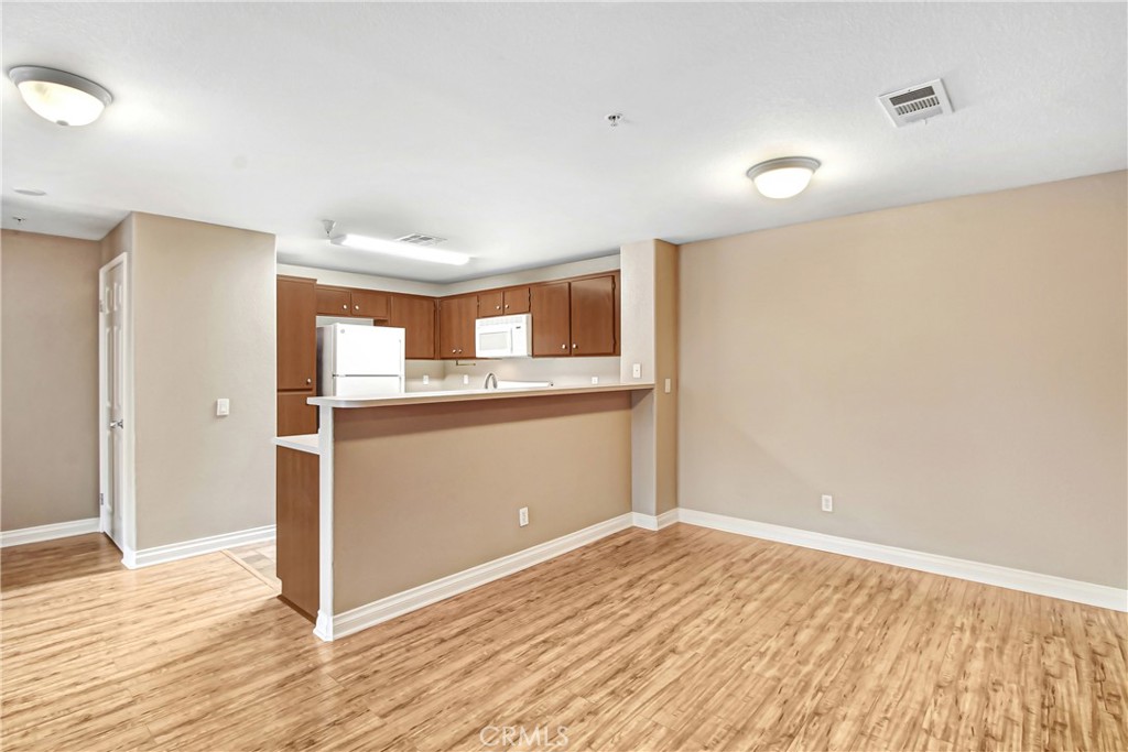 31293 Taylor Temecula, CA 92592 - Photo 5 of 23