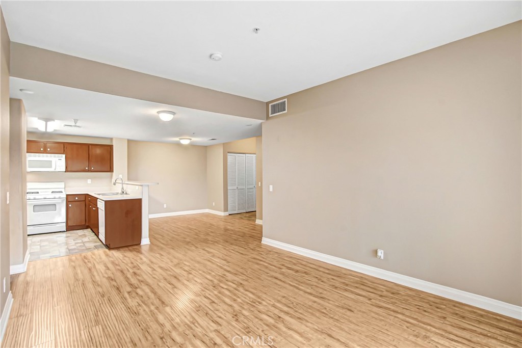 31293 Taylor Temecula, CA 92592 - Photo 8 of 23