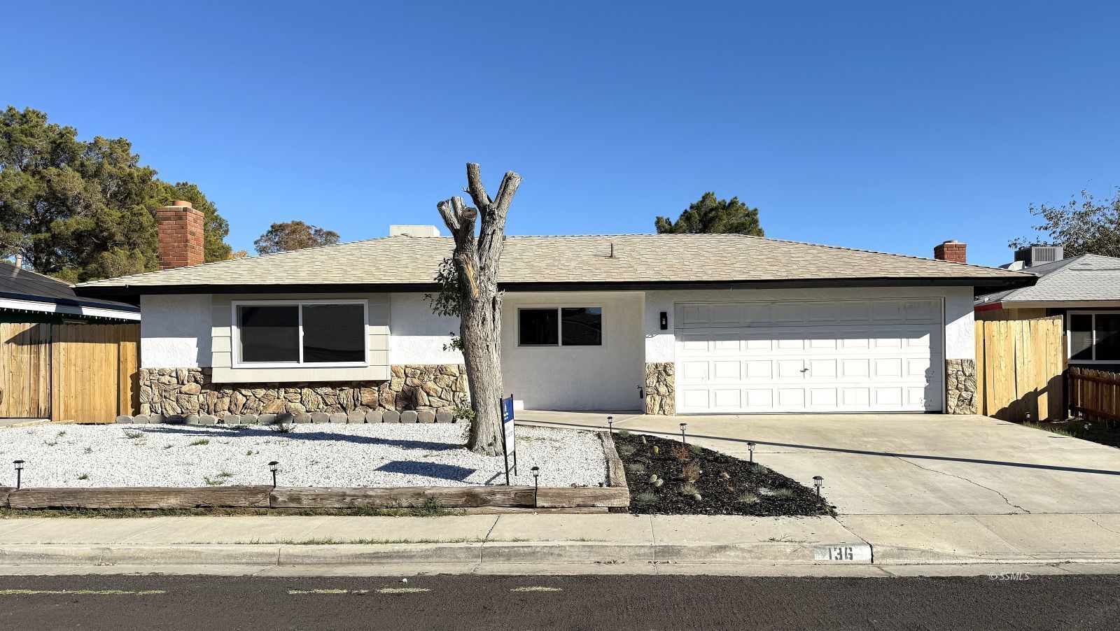 136 Rawhide Lane Ridgecrest, CA 93555 - Photo 2 of 30 Gallery Image 2