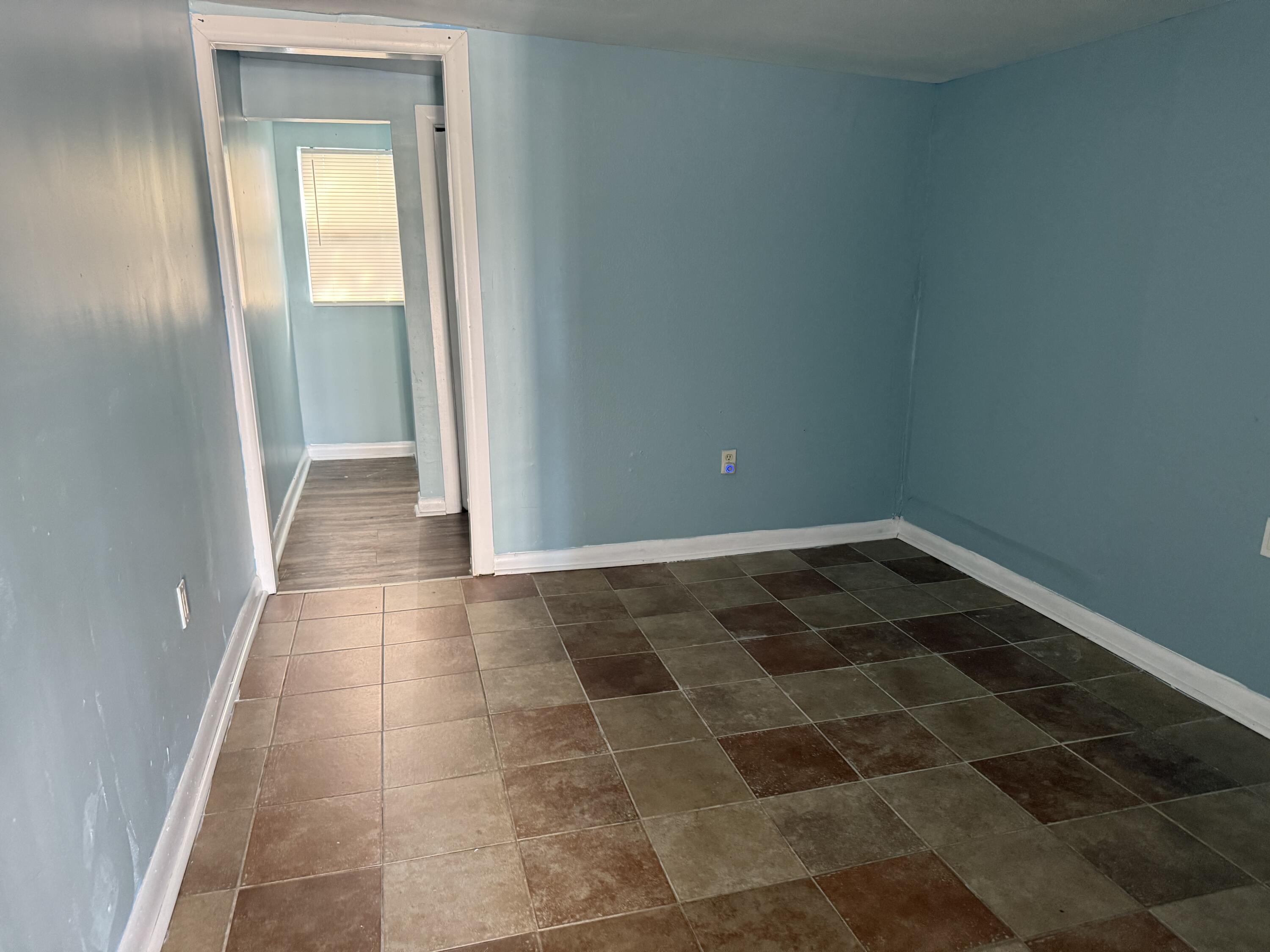 Undisclosed Address Fort Pierce, FL 34947 - Photo 5 of 17 IMG_0897