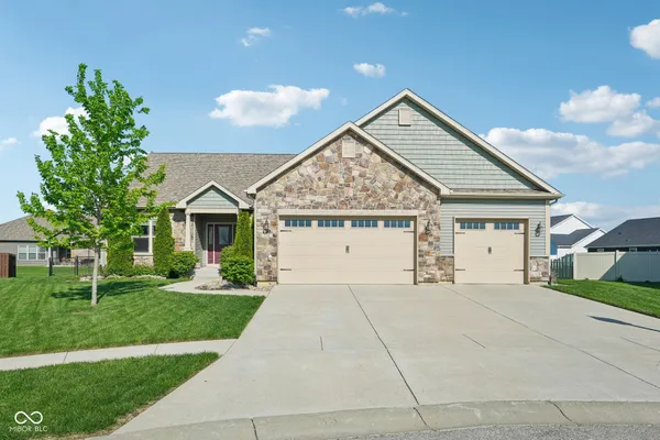 $565,000 | 806 Foxglove Ct., Lebanon, IN 46052