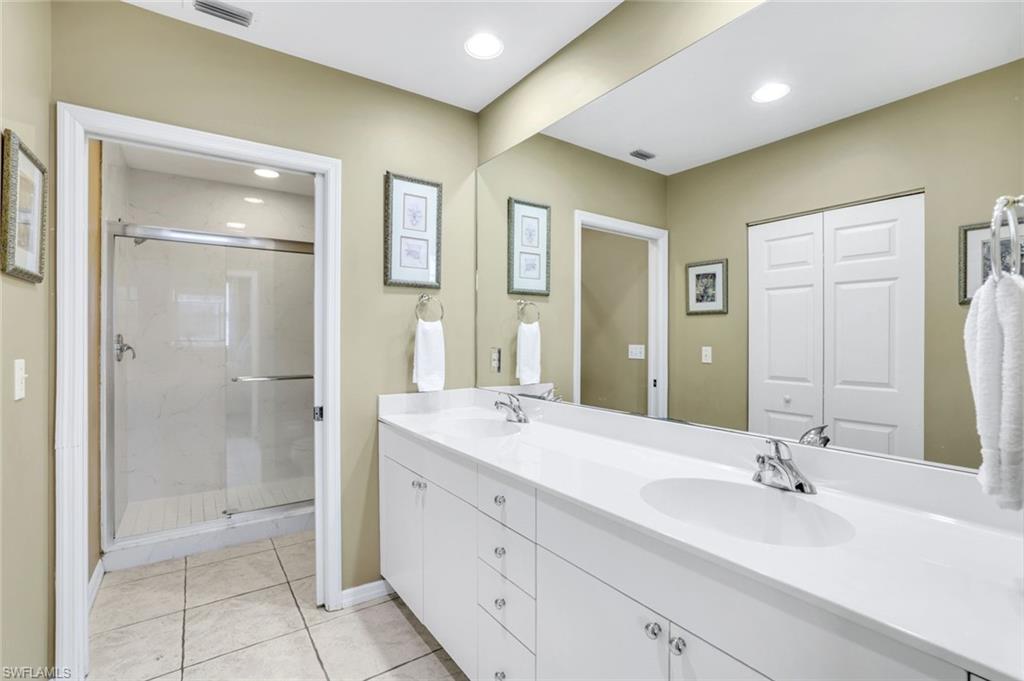 460 Launch Circle, Unit 202 Naples, FL 34108 - Photo 12 of 27