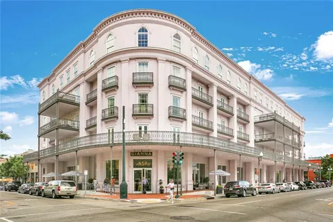 $799,900 | 700 Magazine Street, Unit 515, New Orleans, LA 70130