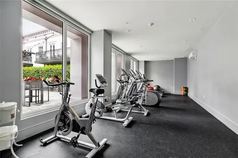 $799,900 | 700 Magazine Street, Unit 515, New Orleans, LA 70130