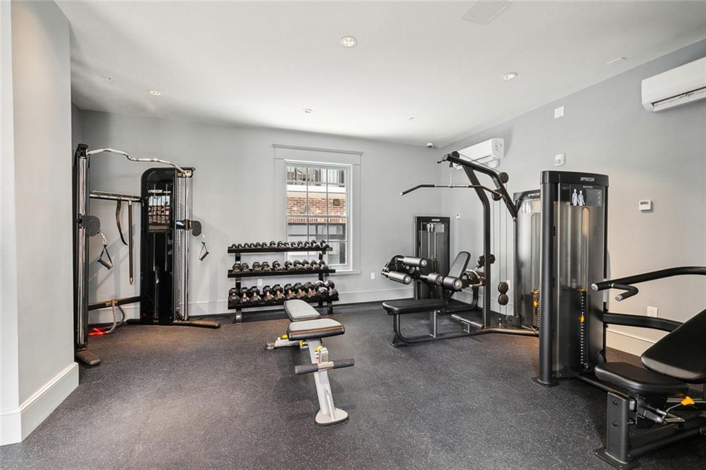 700 Magazine Street, Unit 515 New Orleans, LA 70130 - Photo 27 of 33