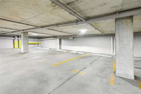 $799,900 | 700 Magazine Street, Unit 515, New Orleans, LA 70130