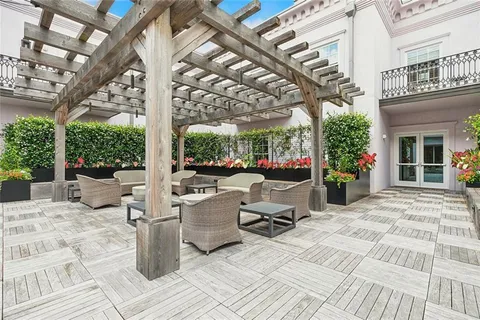 $799,900 | 700 Magazine Street, Unit 515, New Orleans, LA 70130