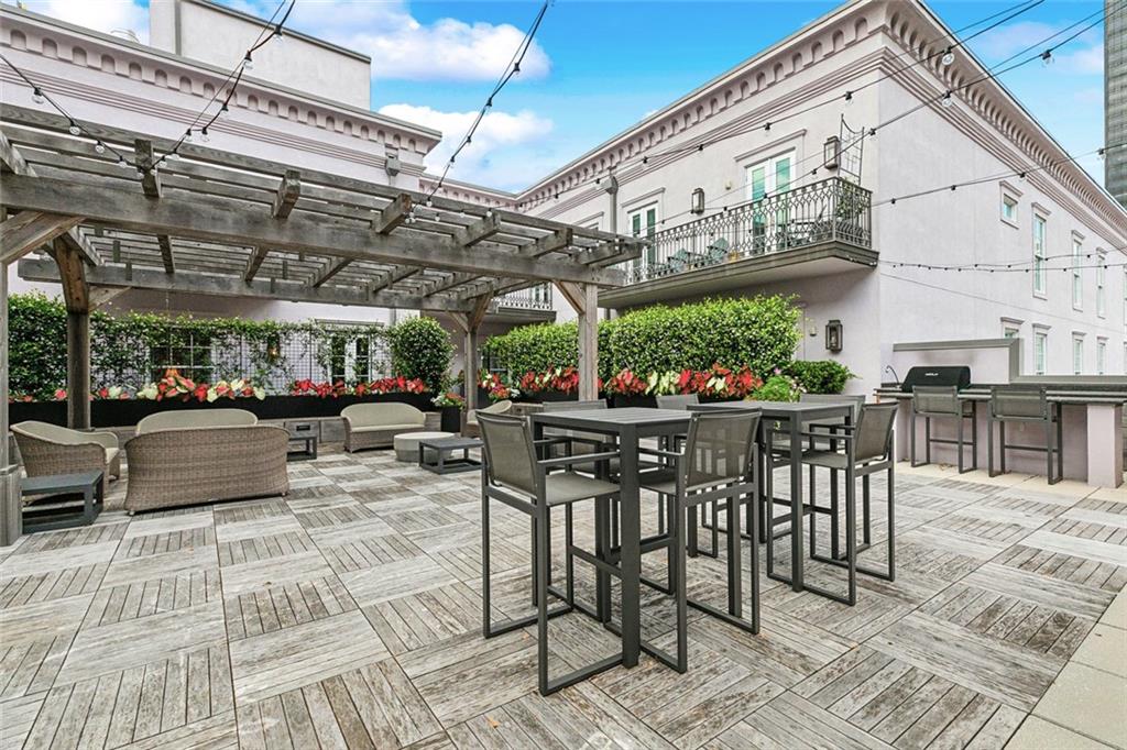 700 Magazine Street, Unit 515 New Orleans, LA 70130 - Photo 30 of 33