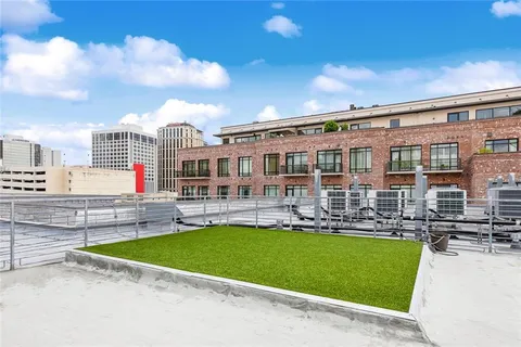 $799,900 | 700 Magazine Street, Unit 515, New Orleans, LA 70130