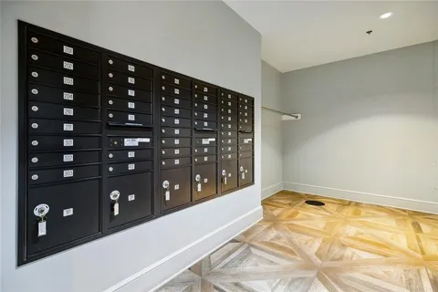 $799,900 | 700 Magazine Street, Unit 515, New Orleans, LA 70130