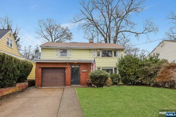 $3,500 | 95 Grove Street, Waldwick, NJ 07463