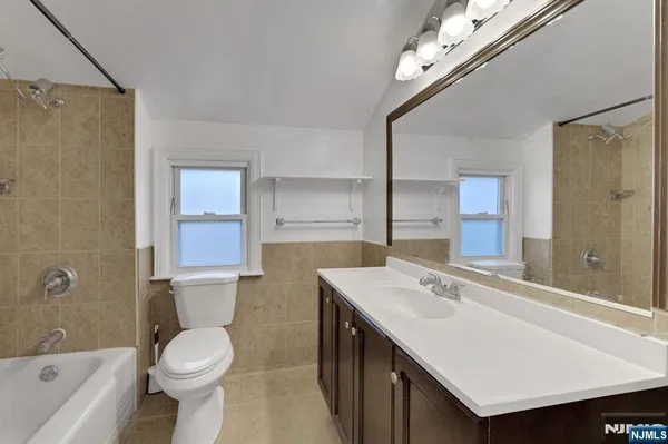 $3,500 | 95 Grove Street, Waldwick, NJ 07463