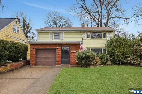 $3,500 | 95 Grove Street, Waldwick, NJ 07463