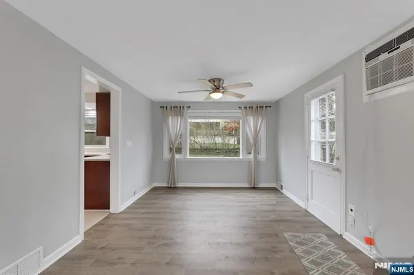 $3,500 | 95 Grove Street, Waldwick, NJ 07463