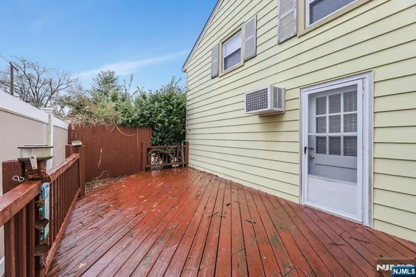 $3,500 | 95 Grove Street, Waldwick, NJ 07463