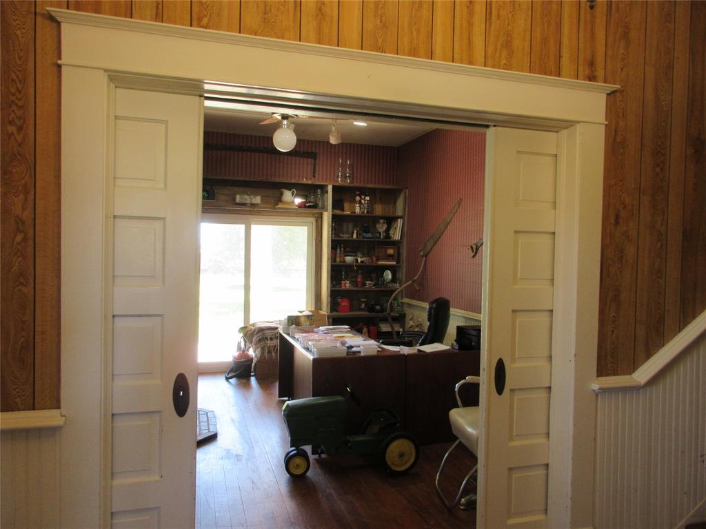 607 1st Street Rosebud, TX 76570 - Photo 18 of 29 a view of entryway with workspace and windows