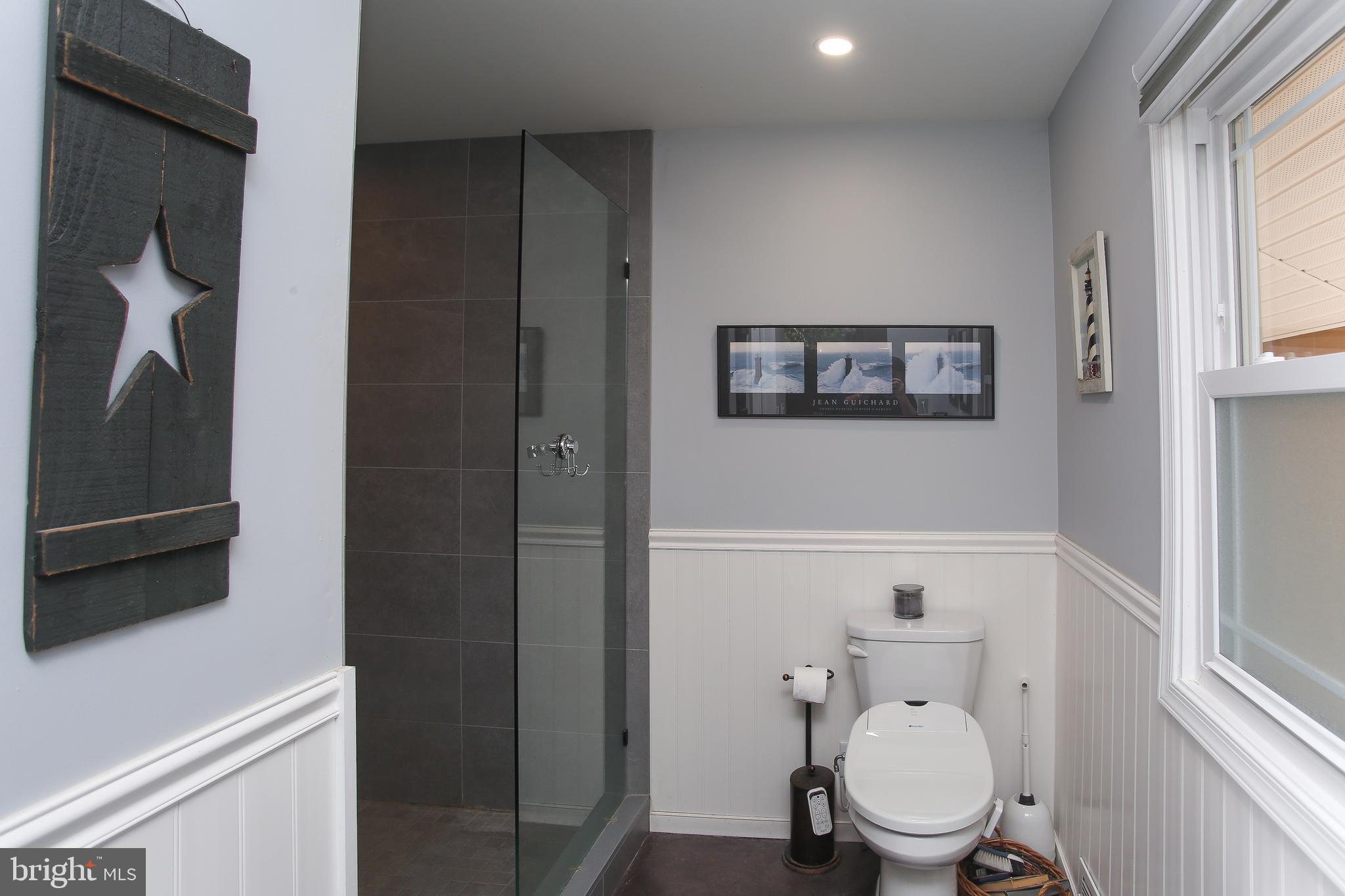 6771 Chapel Road New Hope, PA 18938 - Photo 17 of 27 Main Bathroom