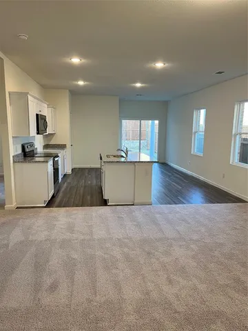 $1,800 | 620 Delaware Avenue, Princeton, TX 75407